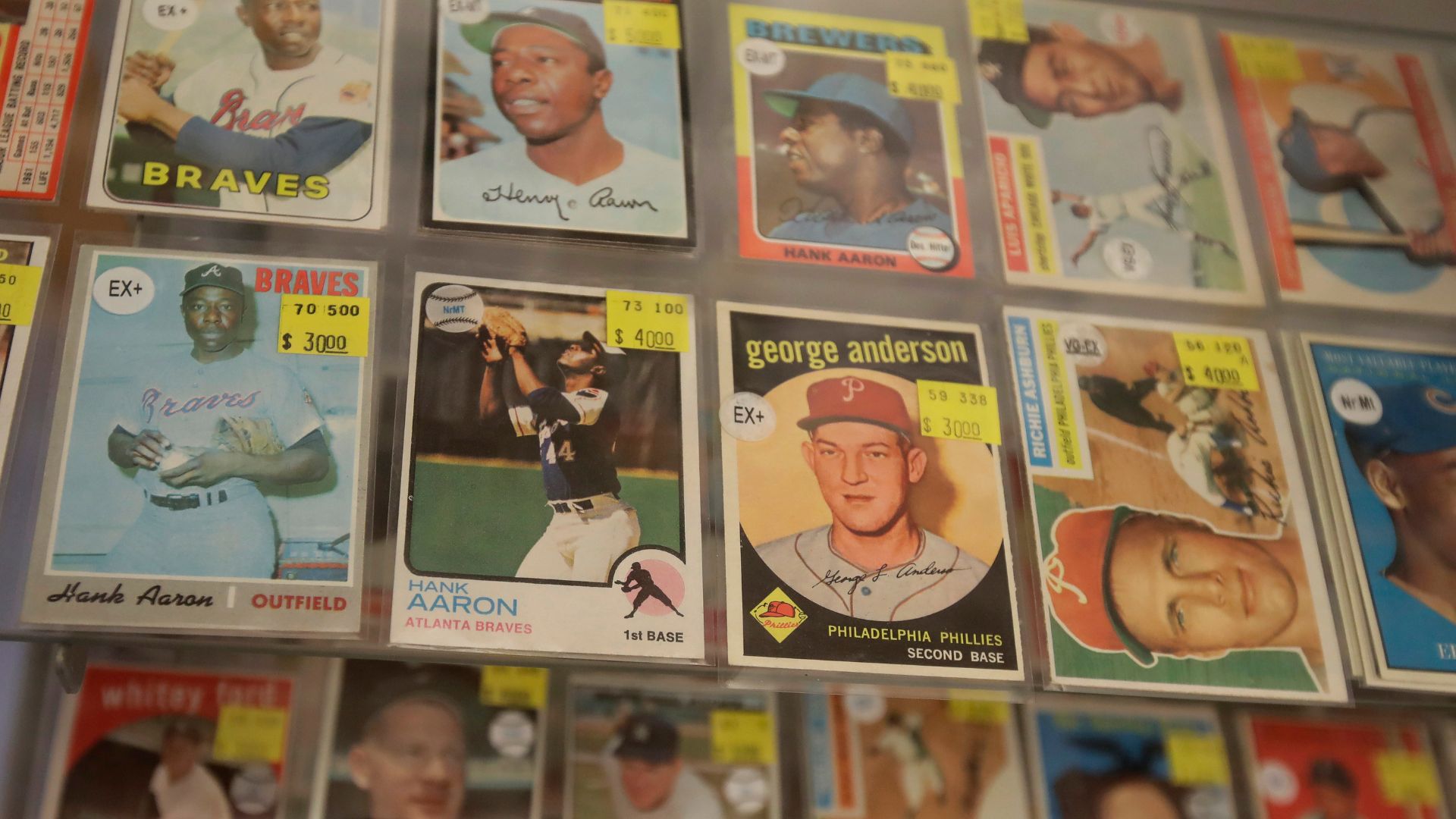FBI warns shops about thieves targeting popular trading cards
— WABC-TV Eyewitness News (ABC7 NY)