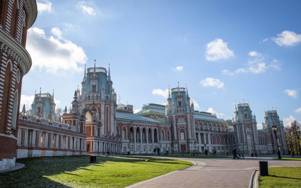 US Embassy warns of credible 'mass casualty' threat at popular Moscow tourist attraction — Port Washington Arts news